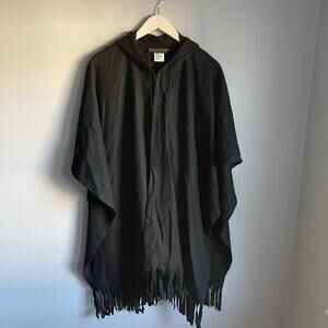 Harve Bernard Black Wool Hooded Fringe Poncho Witchy Whimsigoth Goth sz Medium